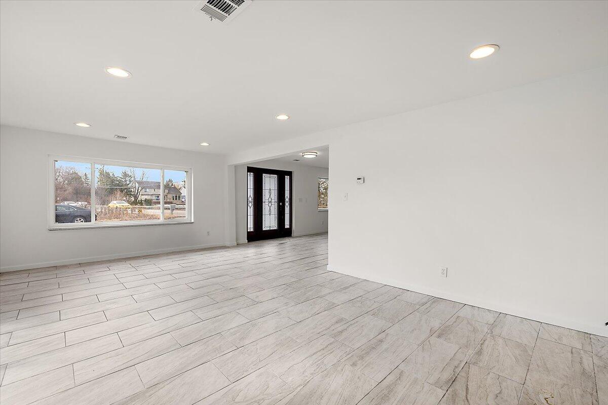 3545 Union Lake Road Commerce Township, MI 48382 - Photo 13 of 57 IMG_0318