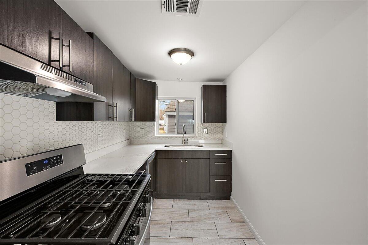 3545 Union Lake Road Commerce Township, MI 48382 - Photo 18 of 57 IMG_0329