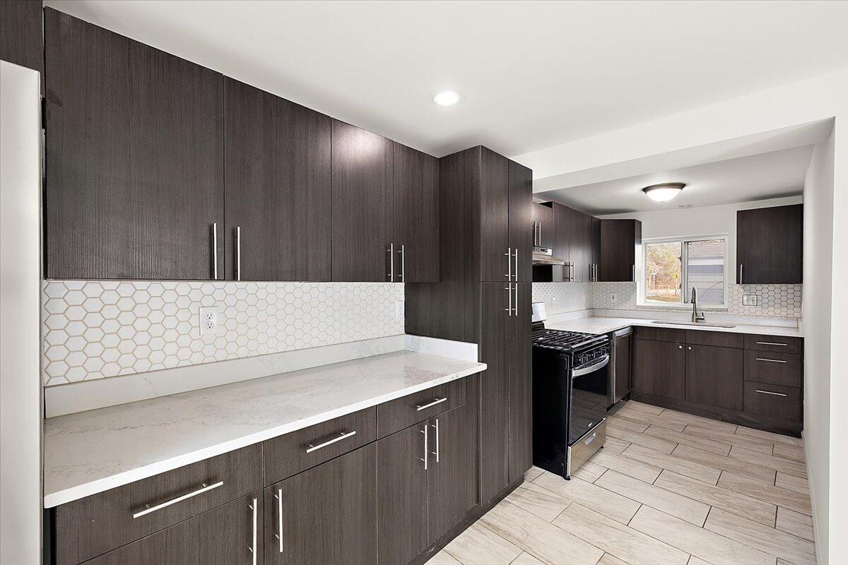 3545 Union Lake Road Commerce Township, MI 48382 - Photo 19 of 57 IMG_0328