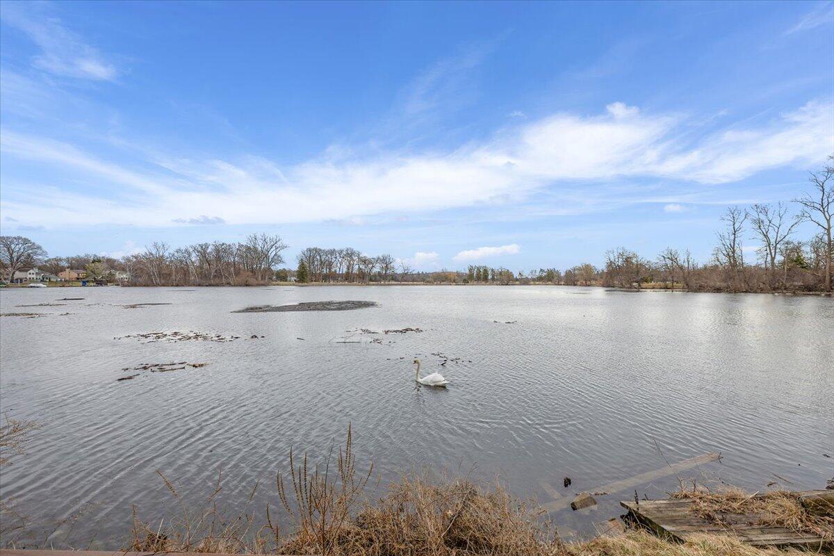 3545 Union Lake Road Commerce Township, MI 48382 - Photo 8 of 57 IMG_0319