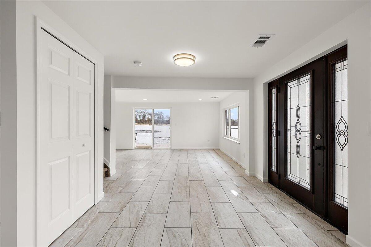 3545 Union Lake Road Commerce Township, MI 48382 - Photo 10 of 57 IMG_0321