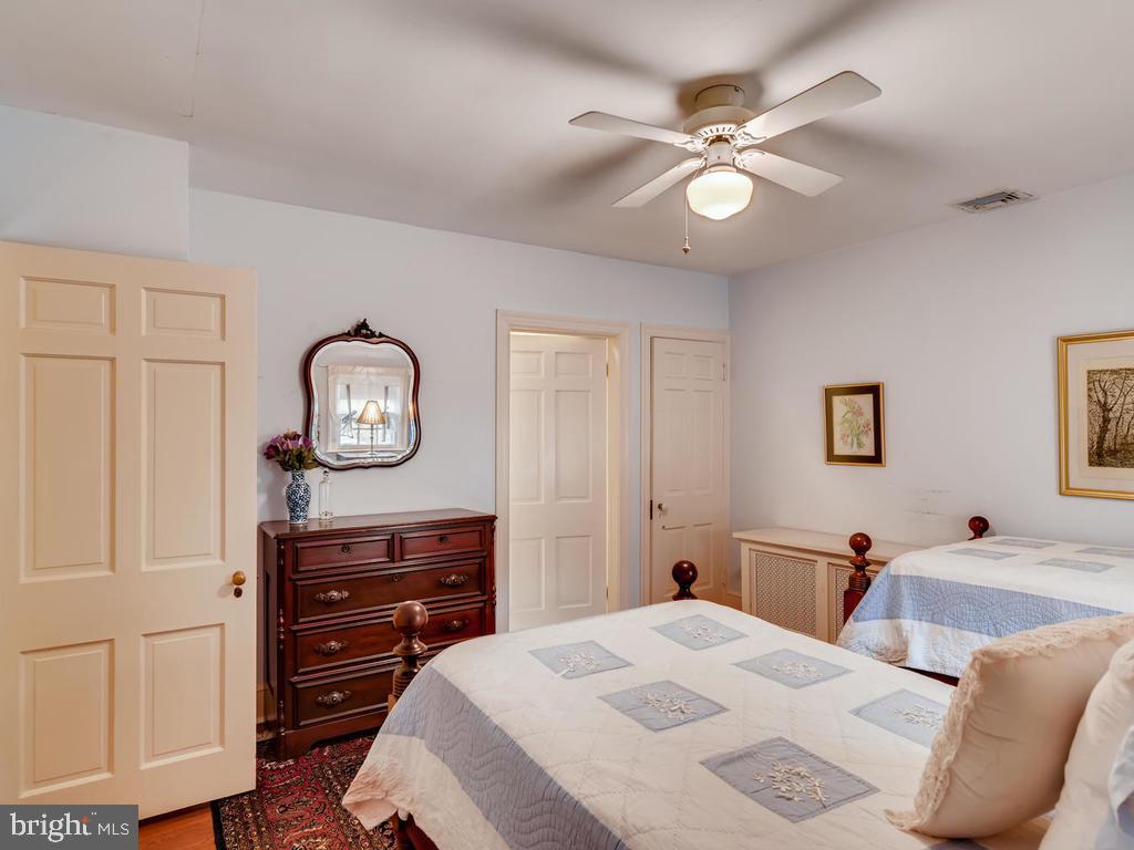803 St Georges Road Baltimore, MD 21210 - Photo 24 of 43 Second Bedroom