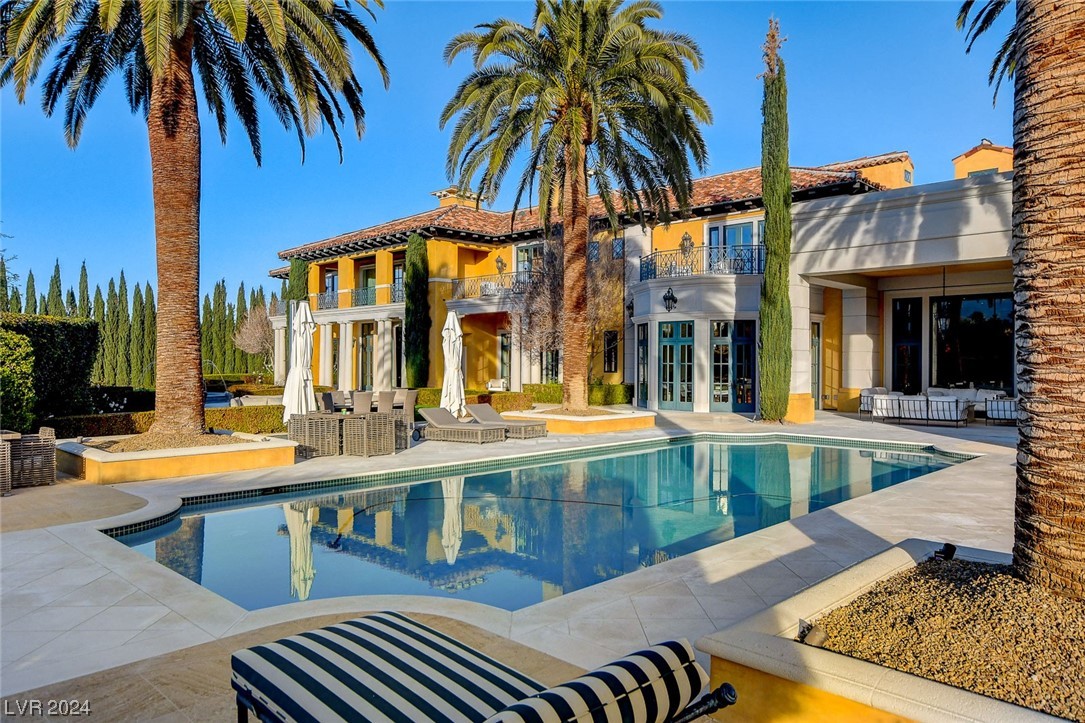 1717 Enclave Court Las Vegas, NV 89134 - Photo 37 of 57