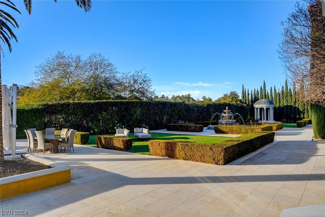 1717 Enclave Court Las Vegas, NV 89134 - Photo 38 of 57