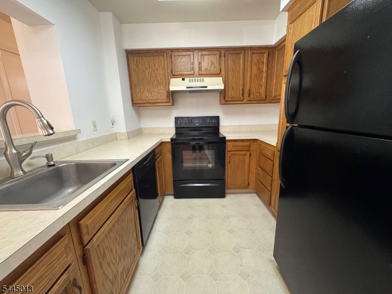 30 Wentworth Road, Unit 30 Bedminster, NJ 07921 - Photo 4 of 15