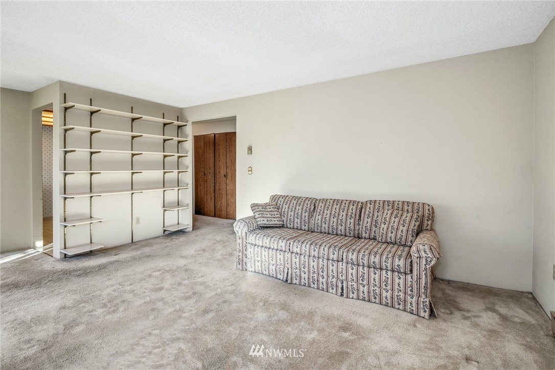 820 Cady Road, Unit E103 Everett, WA 98203 - Photo 5 of 25 Gallery Image 5