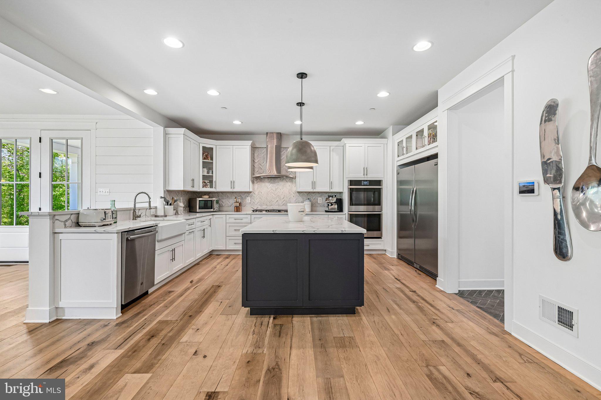 14516 Old Frederick Road Cooksville, MD 21723 - Photo 21 of 100 Expansive Kitchen!