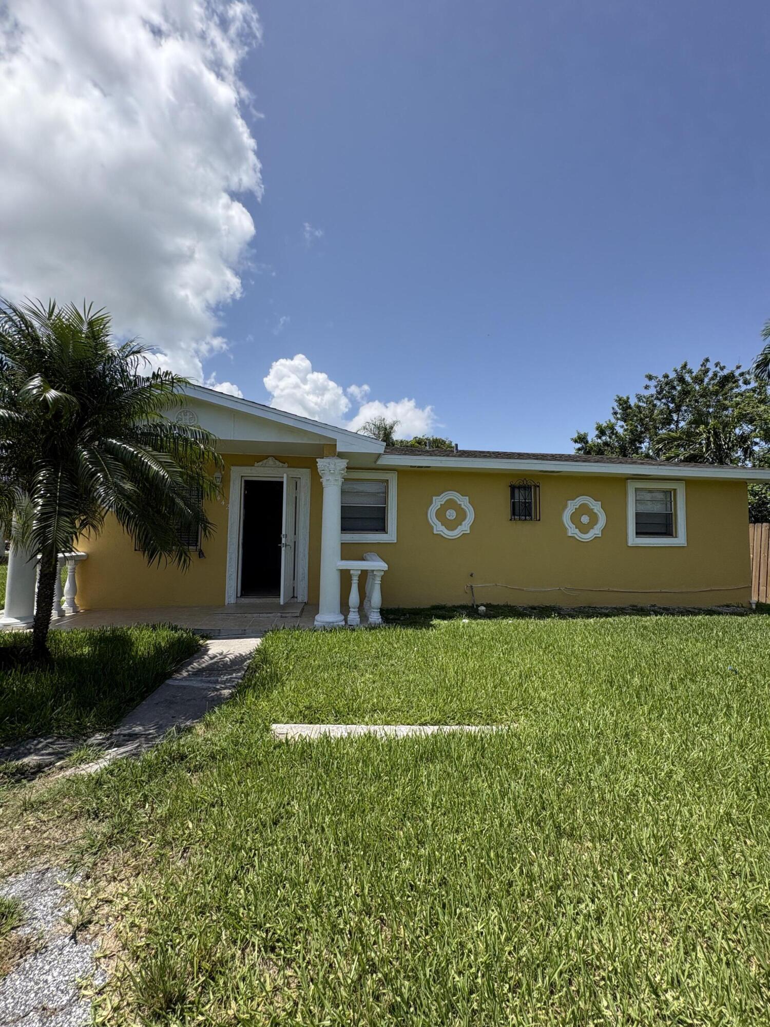 442 North Cocoanut Road Pahokee, FL 33476 - Photo 26 of 28 IMG_1483