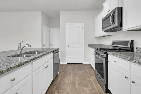 $2,400 | 428 Lk Rdg Boulevard, Summerville, SC 29486