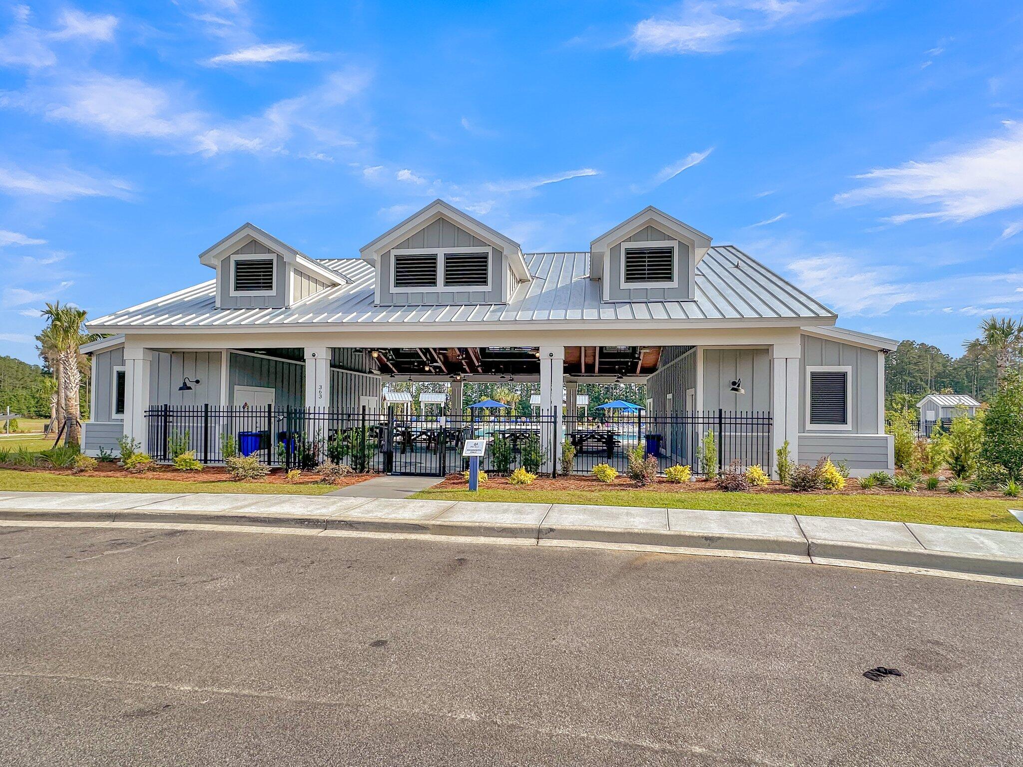 428 Lk Rdg Boulevard Summerville, SC 29486 - Photo 46 of 61 CREM -Pine Hills - amenities-1