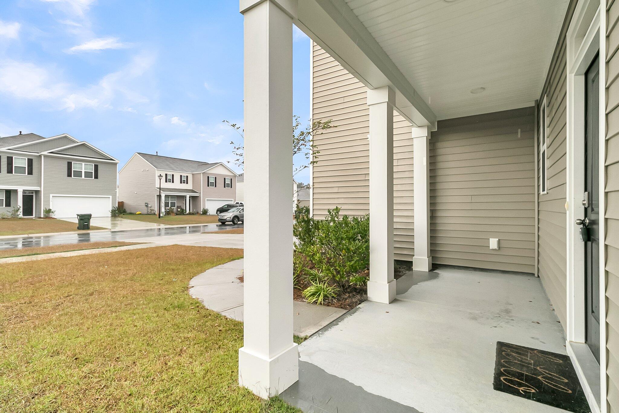 428 Lk Rdg Boulevard Summerville, SC 29486 - Photo 5 of 61 CREM - 428 Lk Rdg Blvd-44