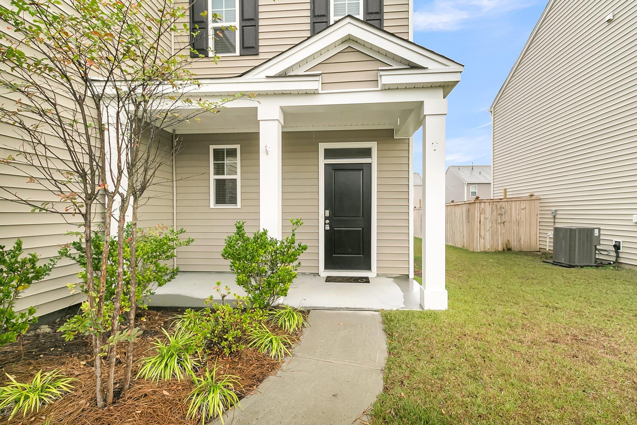 428 Lk Rdg Boulevard Summerville, SC 29486 - Photo 6 of 61 CREM - 428 Lk Rdg Blvd-45