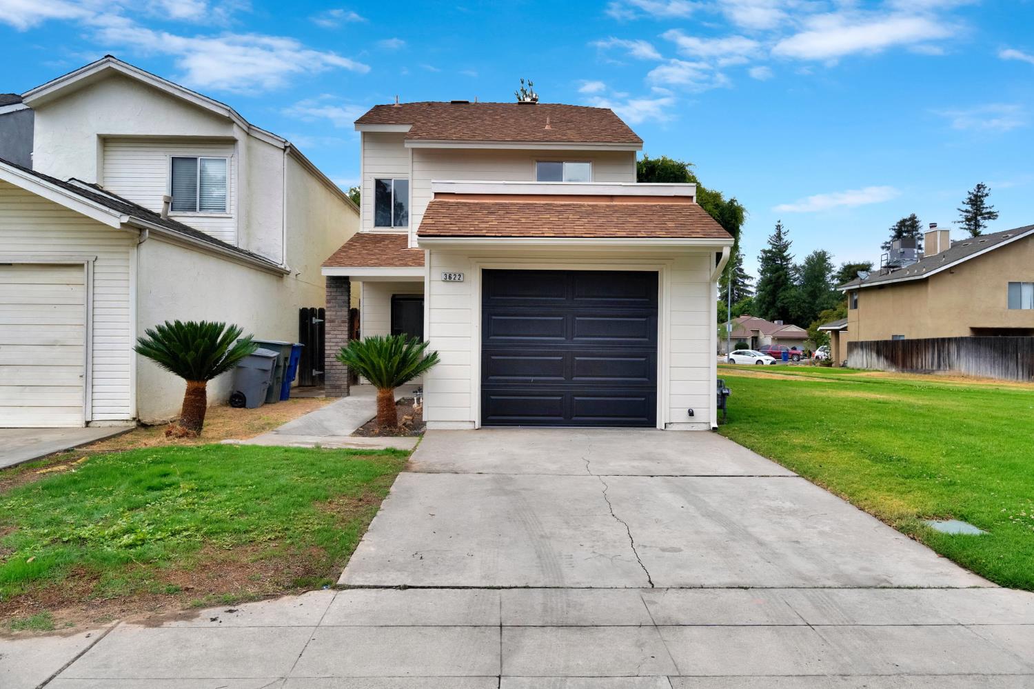 3622 West Terrace Avenue Fresno, CA 93722 - Photo 1 of 33