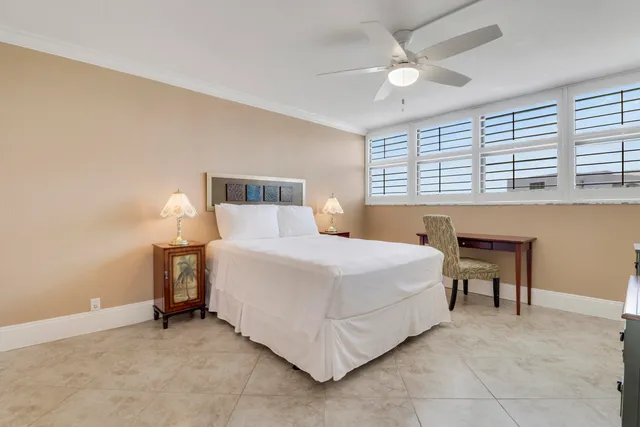 $355,000 | 336 Golfview Road, Unit 1016, North Palm Beach, FL 33408