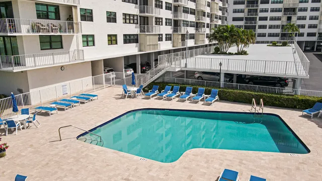 $355,000 | 336 Golfview Road, Unit 1016, North Palm Beach, FL 33408