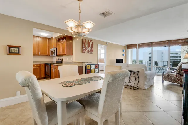 $355,000 | 336 Golfview Road, Unit 1016, North Palm Beach, FL 33408