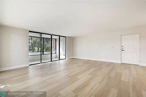 $425,000 | 7186 Promenade Drive, Unit 101, Boca Raton, FL 33433