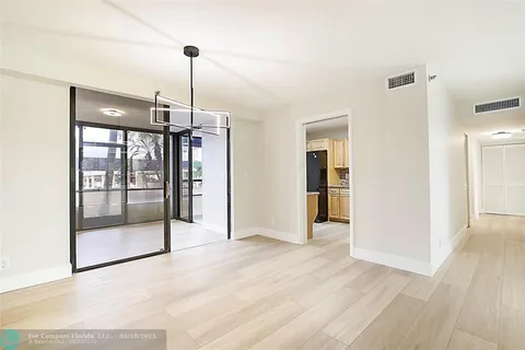 $425,000 | 7186 Promenade Drive, Unit 101, Boca Raton, FL 33433