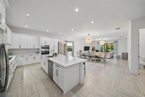 $8,500 | 2938 Gin Berry Way, West Palm Beach, FL 33401