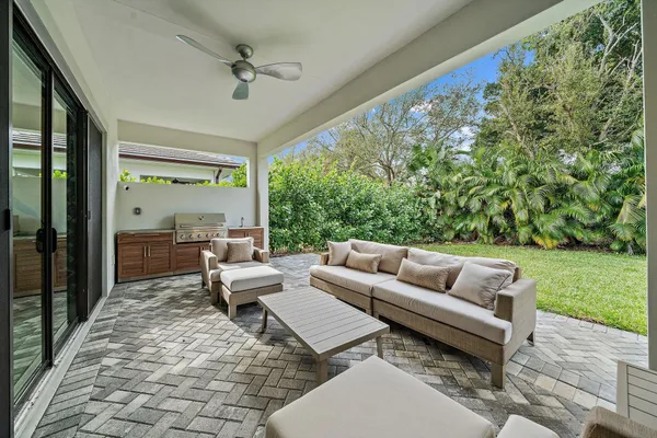 $8,500 | 2938 Gin Berry Way, West Palm Beach, FL 33401