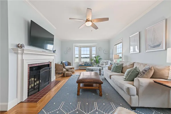 $5,000 | 112 Esplanade, Middletown, RI 02842