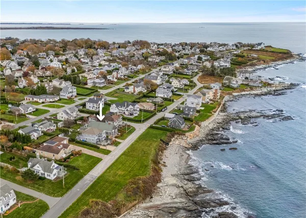 $5,000 | 112 Esplanade, Middletown, RI 02842