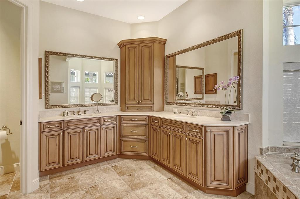 811 Riviera Dunes Way Palmetto, FL 34221 - Photo 36 of 92