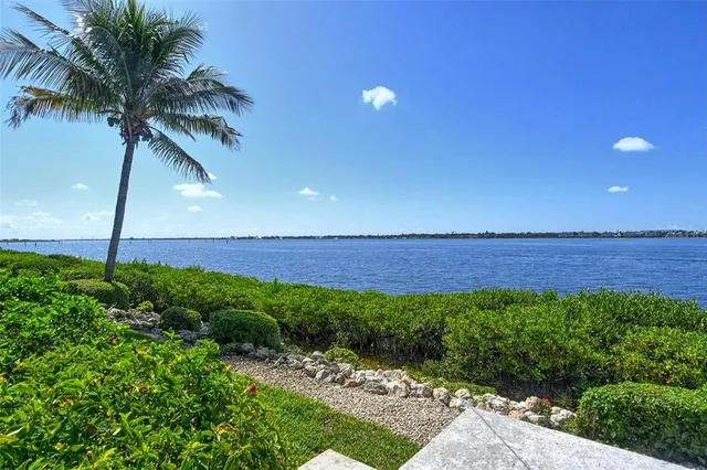 $2,240,000 | 811 Riviera Dunes Way, Palmetto, FL 34221