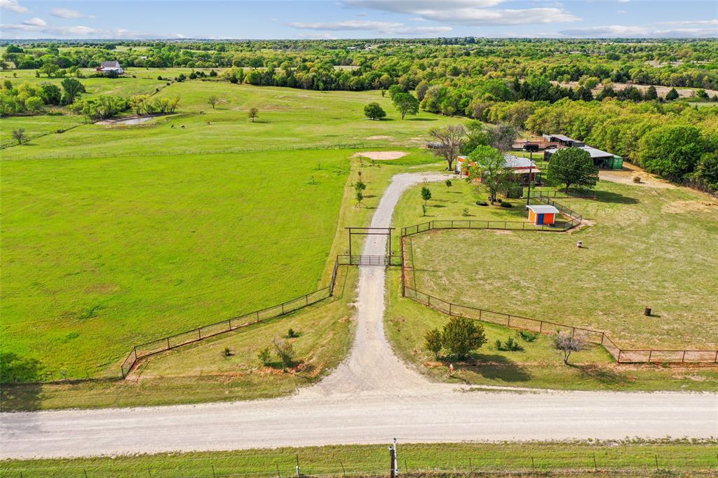 1406 North Johnson Loop Montague, TX 76251 - Photo 1 of 40