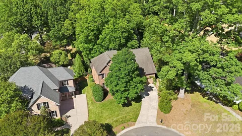 $1,180,000 | 5309 Shasta Hill Court, Charlotte, NC 28211