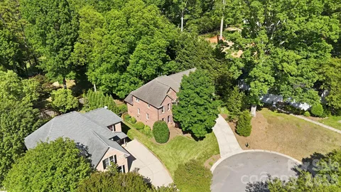 $1,180,000 | 5309 Shasta Hill Court, Charlotte, NC 28211