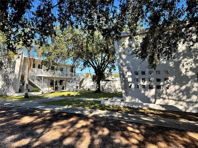 $1,900 | 251 Hibiscus Drive, Unit 2, Miami Springs, FL 33166