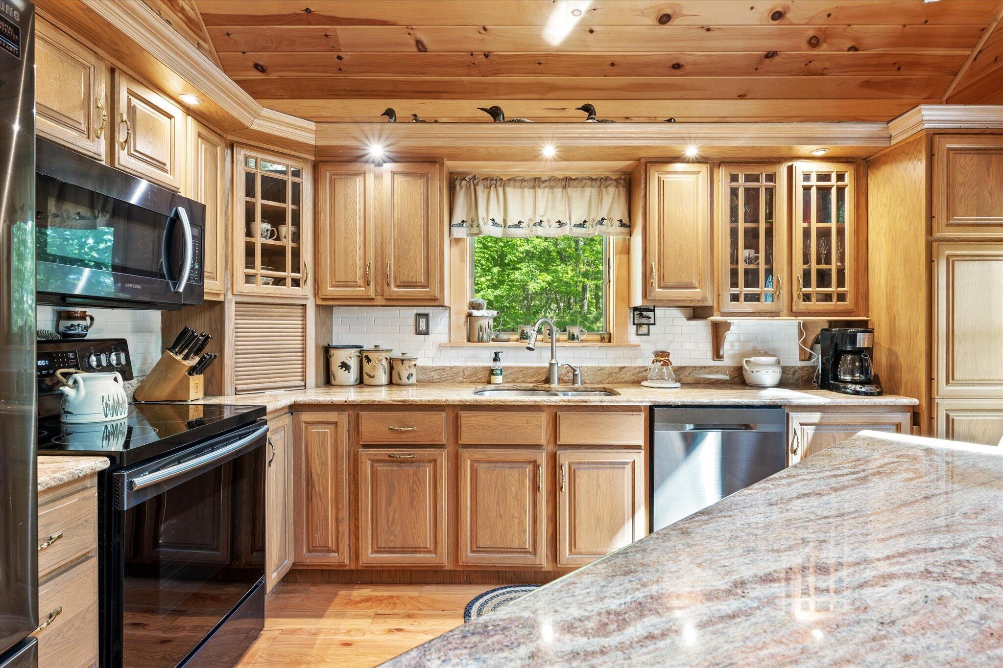 41 Short Point Way Orland, ME 04472 - Photo 6 of 63 07-Kitchen