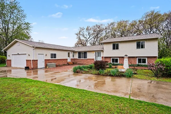 $550,000 | 15378 McLeans, Spring Lake, MI 49456