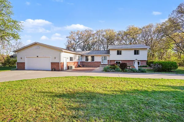 $550,000 | 15378 McLeans, Spring Lake, MI 49456