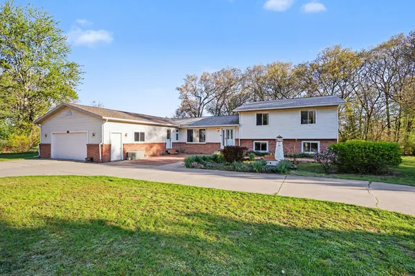 $550,000 | 15378 McLeans, Spring Lake, MI 49456