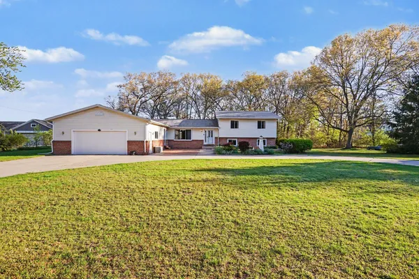$550,000 | 15378 McLeans, Spring Lake, MI 49456