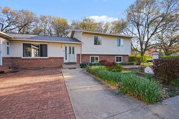 $550,000 | 15378 McLeans, Spring Lake, MI 49456