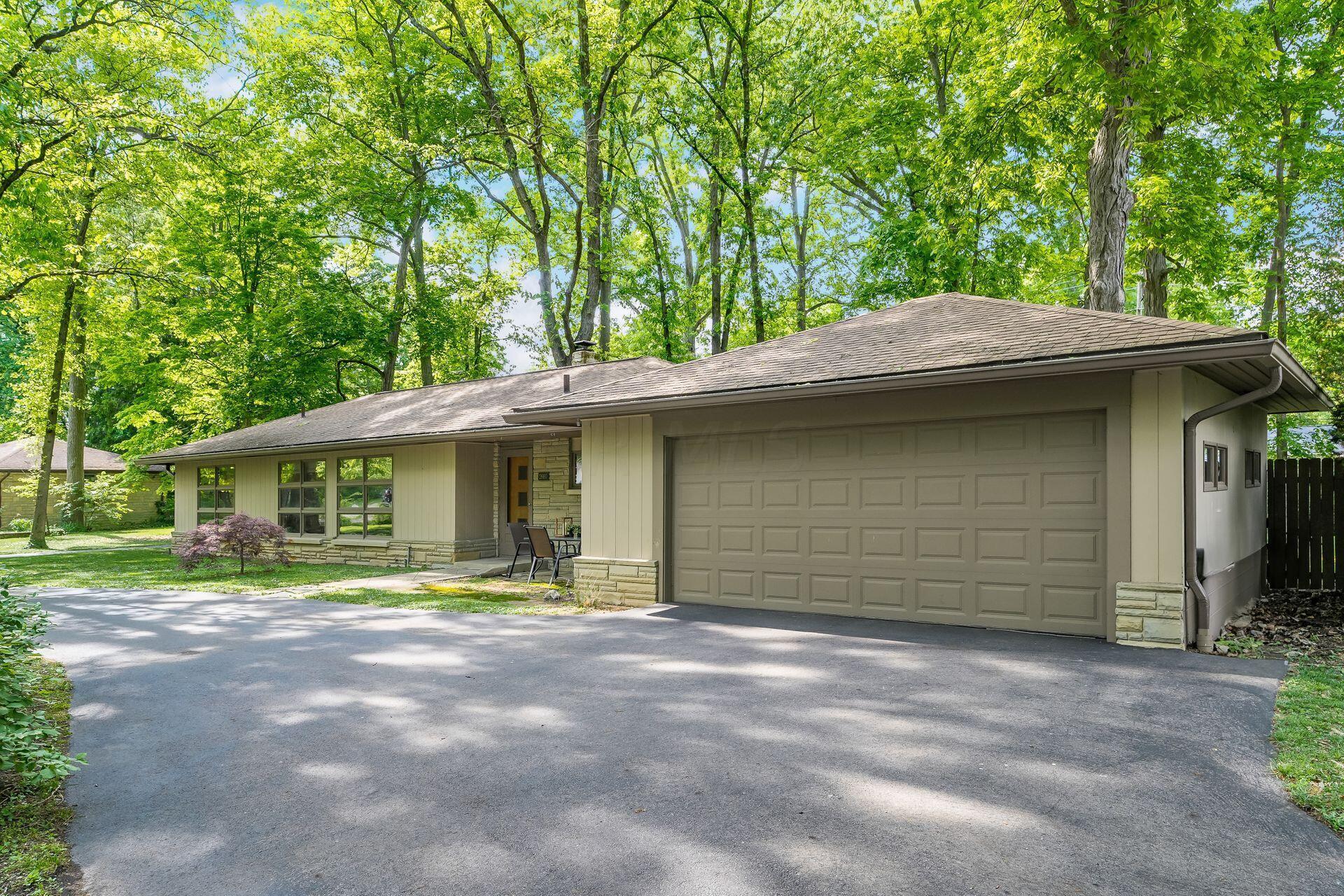 2660 Minerva Lake Road Columbus, OH 43231 - Photo 3 of 35 004_ Rd Columbus OH 43231 USA