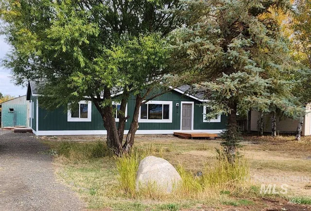 $320,000 | 406 Wiley Street, New Meadows, ID 83654