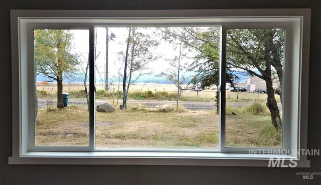 $320,000 | 406 Wiley Street, New Meadows, ID 83654