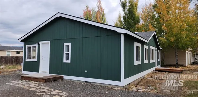 $320,000 | 406 Wiley Street, New Meadows, ID 83654