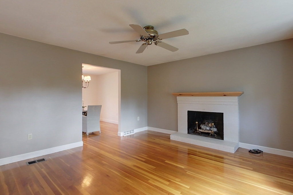 16 Crooked Spring Road North Billerica, MA 01862 - Photo 13 of 40 Gallery Image 13