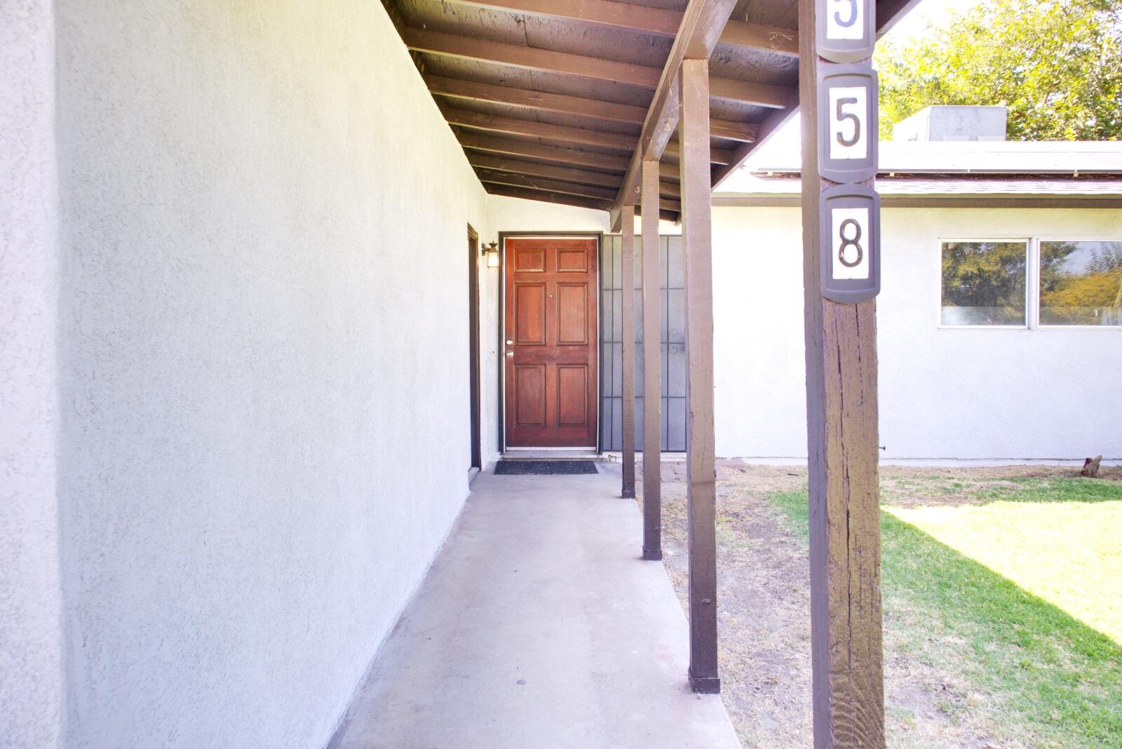 558 Perry Avenue Corcoran, CA 93212 - Photo 3 of 42 editEntry
