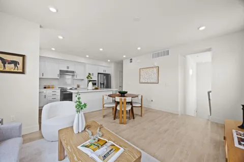 $1,088,000 | 922 Noble Fir Terrace, Unit 1, Sunnyvale, CA 94086