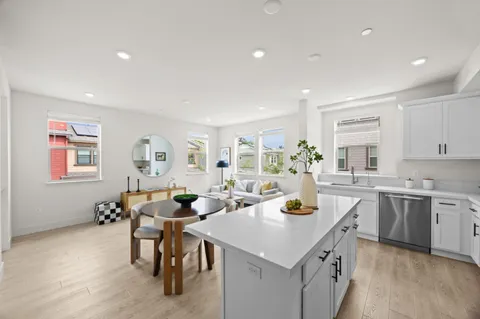 $1,088,000 | 922 Noble Fir Terrace, Unit 1, Sunnyvale, CA 94086