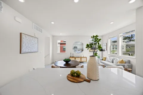 $1,088,000 | 922 Noble Fir Terrace, Unit 1, Sunnyvale, CA 94086