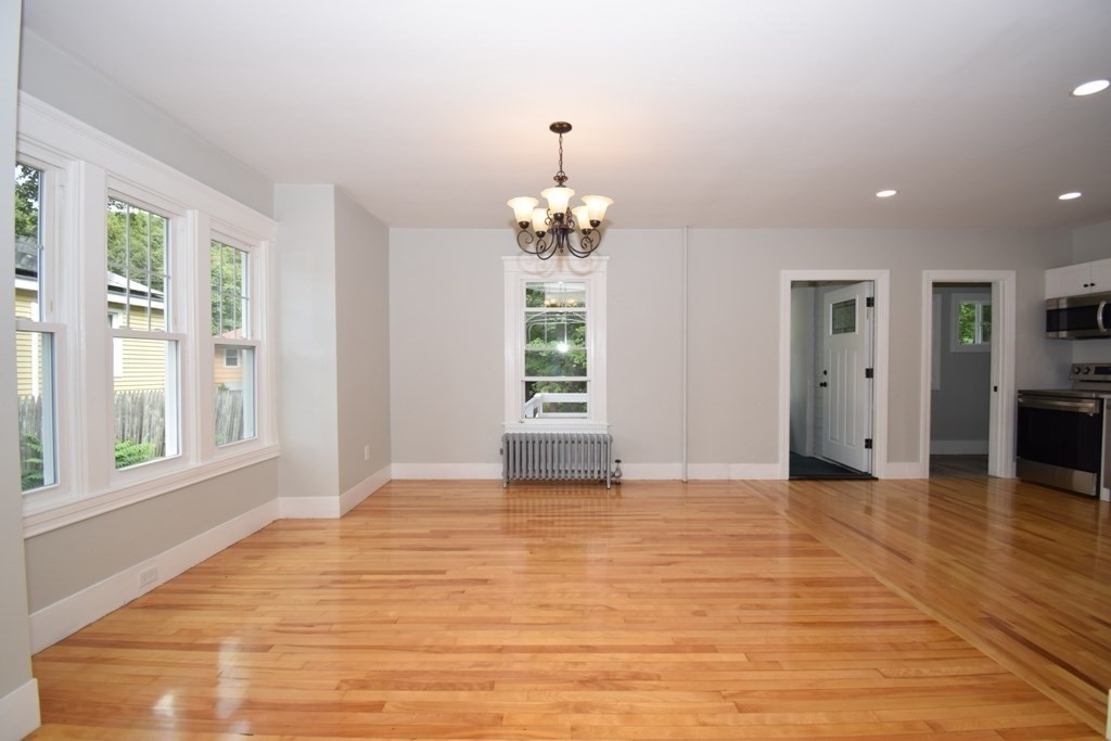 15 Quaboag Street Worcester, MA 01602 - Photo 29 of 42