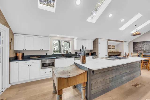 $2,400,000 | 527 Mt Gilead Road, Murrells Inlet, SC 29576