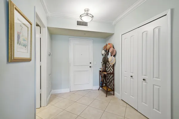 $349,000 | 5601 Jimmy Buffett Mem Highway, Unit 301S, Vero Beach, FL 32963